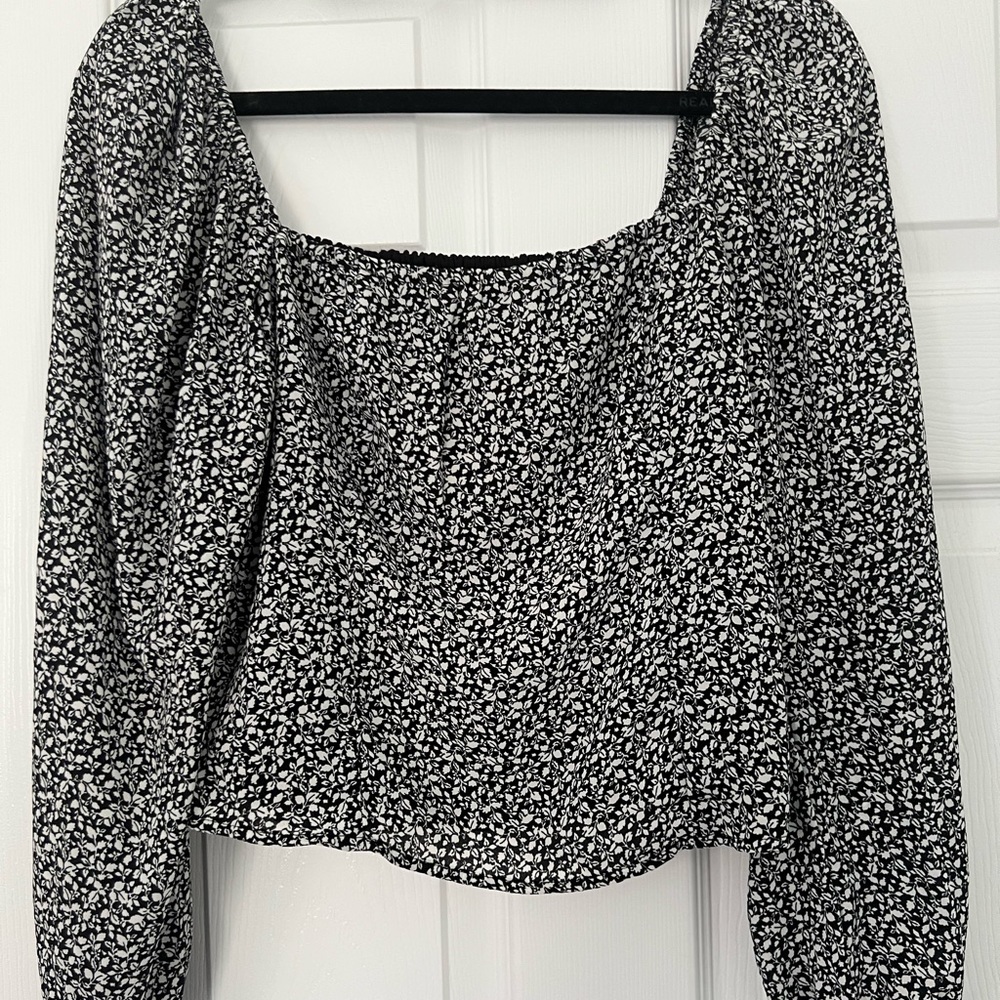 Abercrombie long sleeve puff sleeve blouse